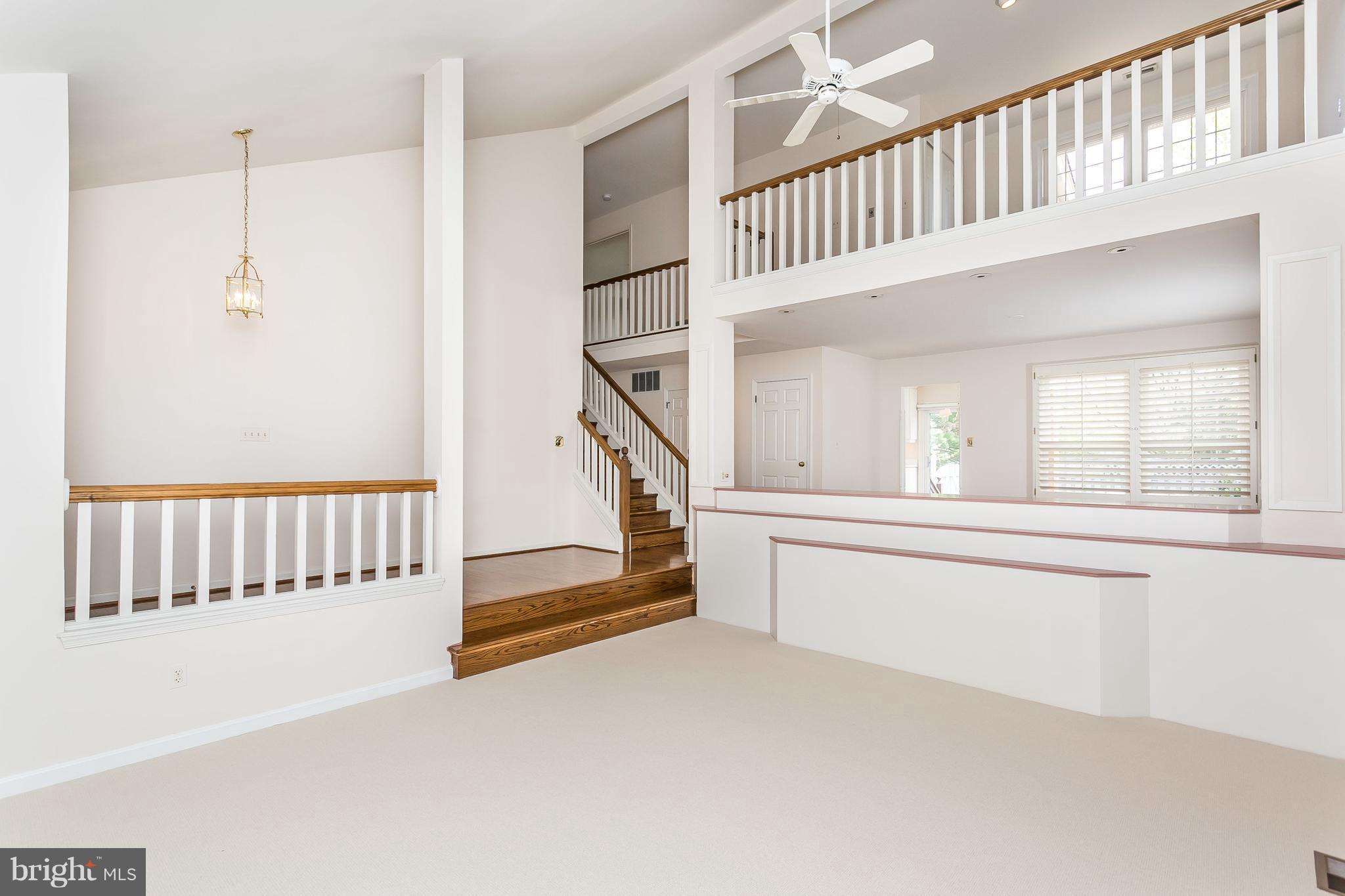 45 Seminary Farm Road Lutherville-Timonium, MD 21093 - Photo 5 of 26 Living Room