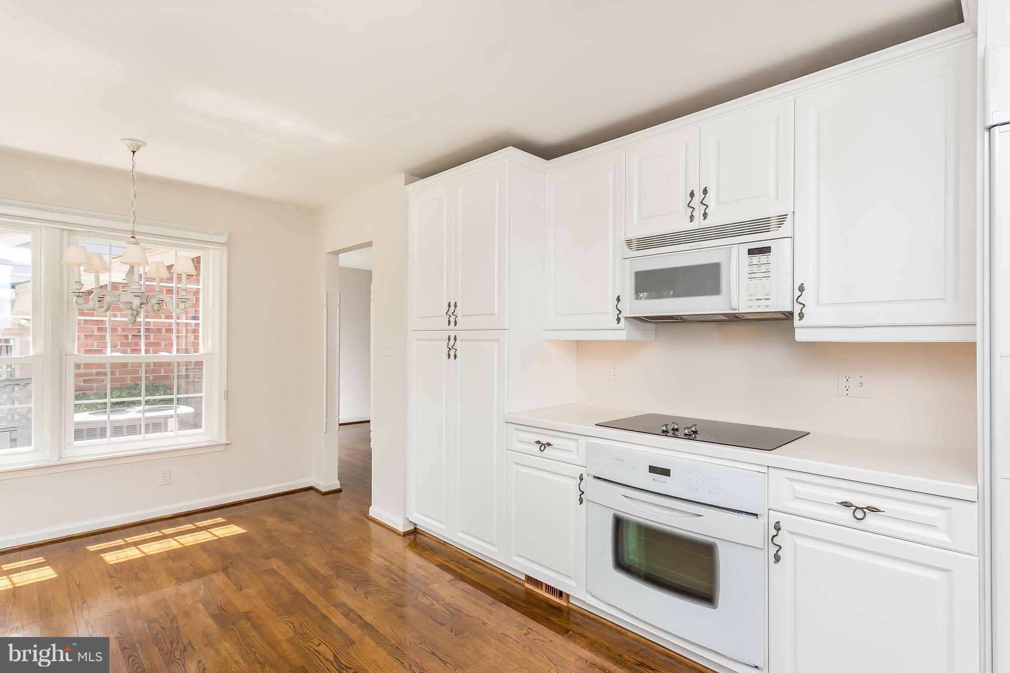 45 Seminary Farm Road Lutherville-Timonium, MD 21093 - Photo 10 of 26 Kitchen