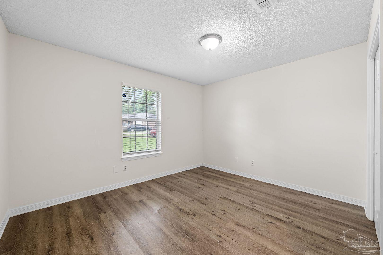 1203 Brook Bend Road Pensacola, FL 32506 - Photo 11 of 19