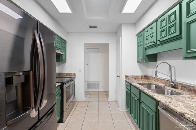 $1,795 | 1203 Brook Bend Road, Pensacola, FL 32506