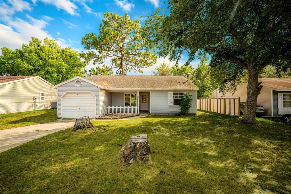 21 Spring Loop Circle Ocala, FL 34472 - Photo 2 of 20