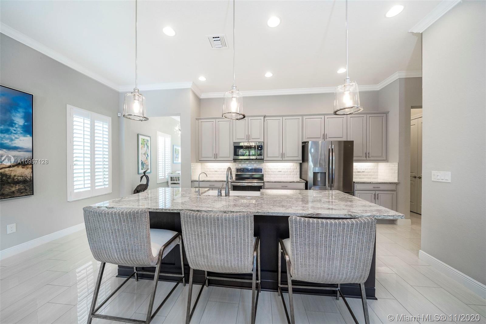 4622 Southwest Millbrook Lane Stuart, FL 34997 - Photo 7 of 52 Gallery Image 7