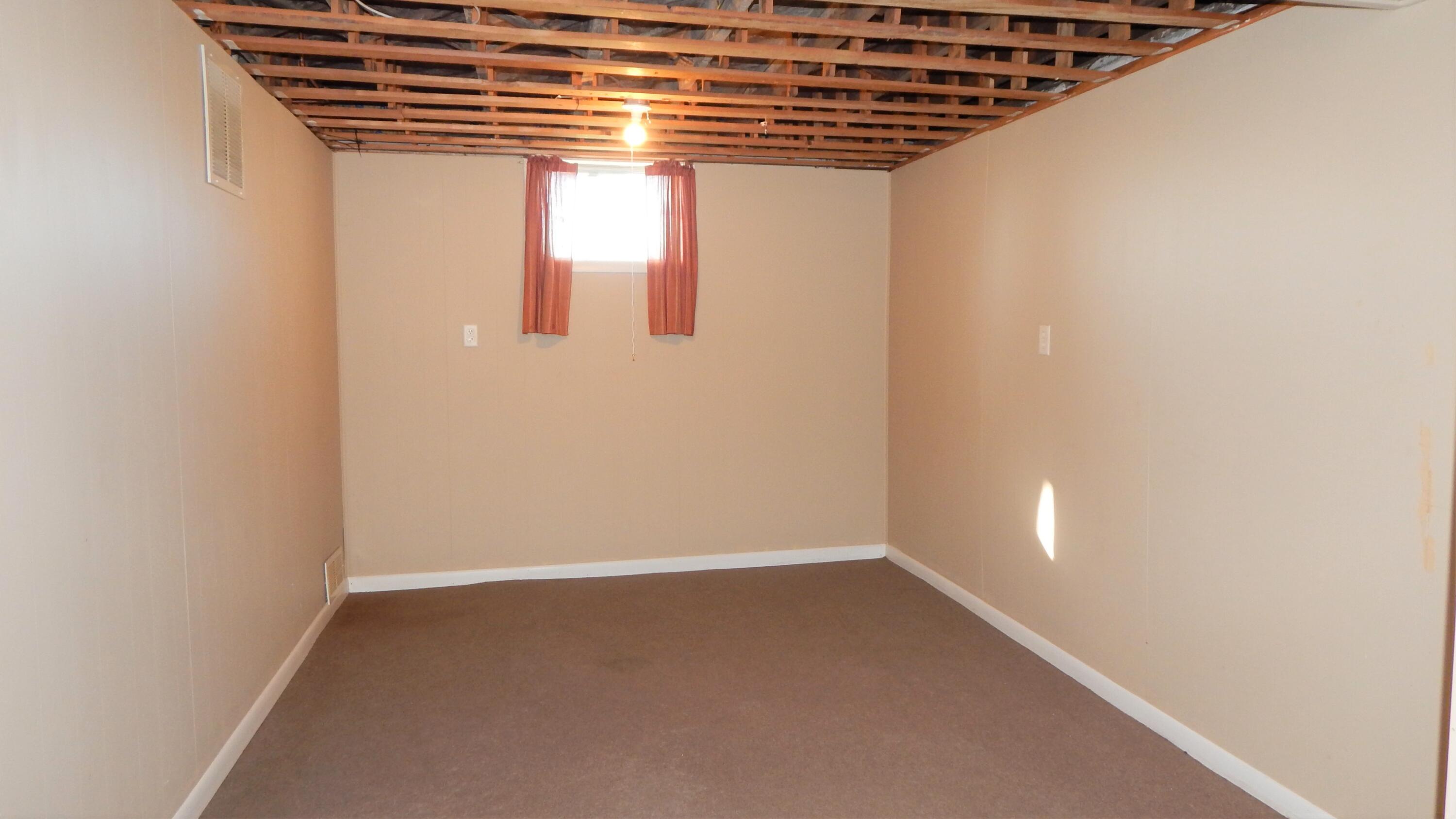 157 Jericho Road Battle Creek, MI 49014 - Photo 35 of 39 DSCN0158