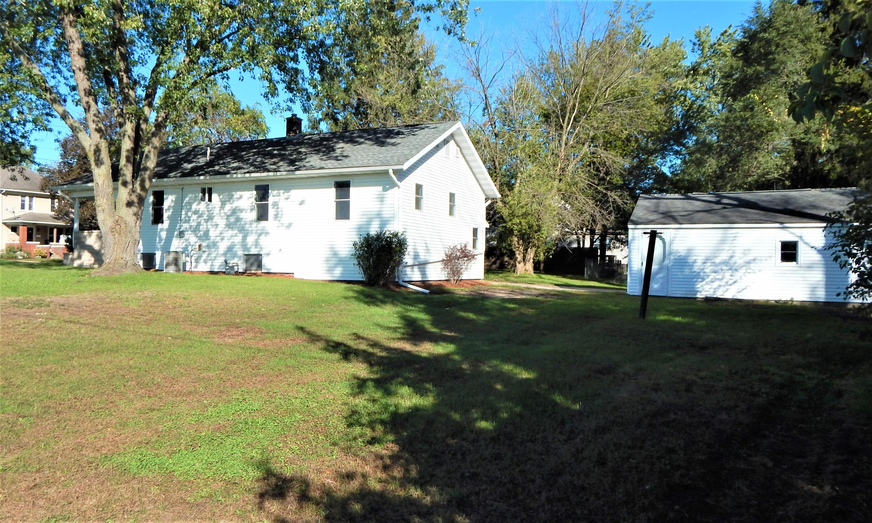 157 Jericho Road Battle Creek, MI 49014 - Photo 6 of 39 DSCN0149