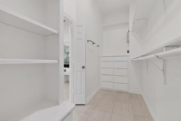 a view of walk in closet