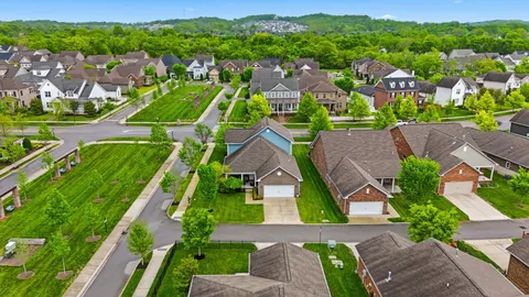 $725,000 | 1551 Drakes Creek Road, Hendersonville, TN 37075