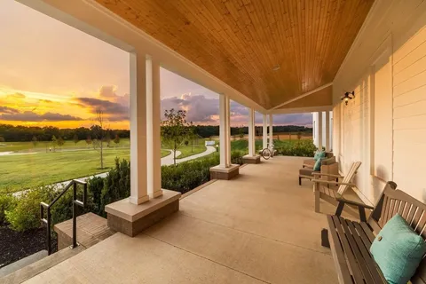 $725,000 | 1551 Drakes Creek Road, Hendersonville, TN 37075