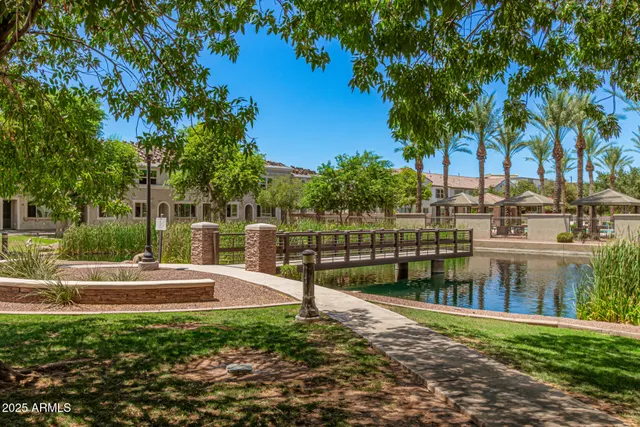 $405,000 | 2660 South Equestrian Drive, Unit 103, Gilbert, AZ 85295