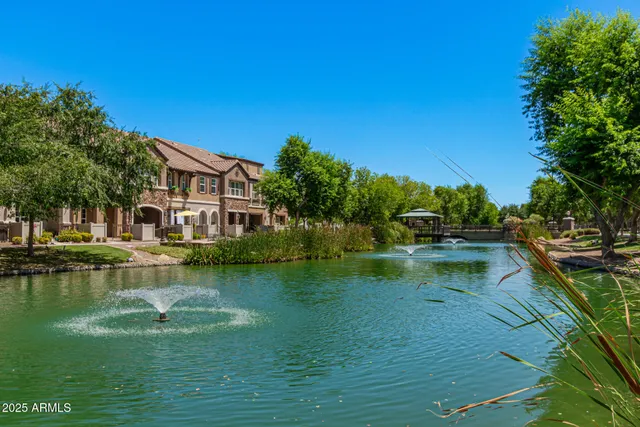 $405,000 | 2660 South Equestrian Drive, Unit 103, Gilbert, AZ 85295