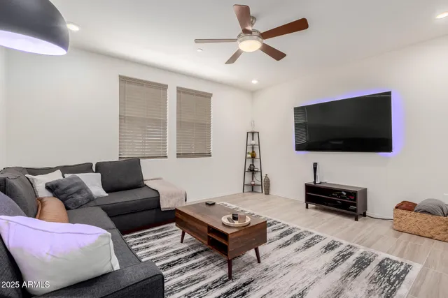 $405,000 | 2660 South Equestrian Drive, Unit 103, Gilbert, AZ 85295