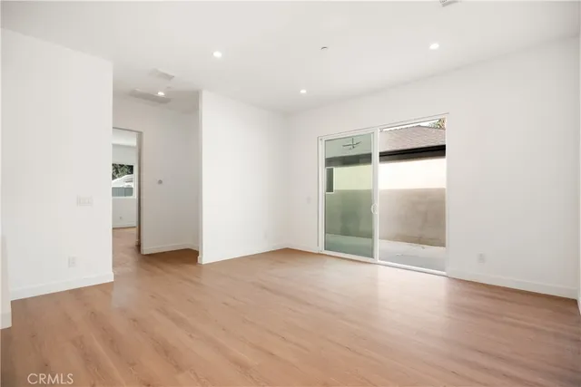 $1,874,000 | 6935 Jellico Avenue, Lake Balboa, CA 91406