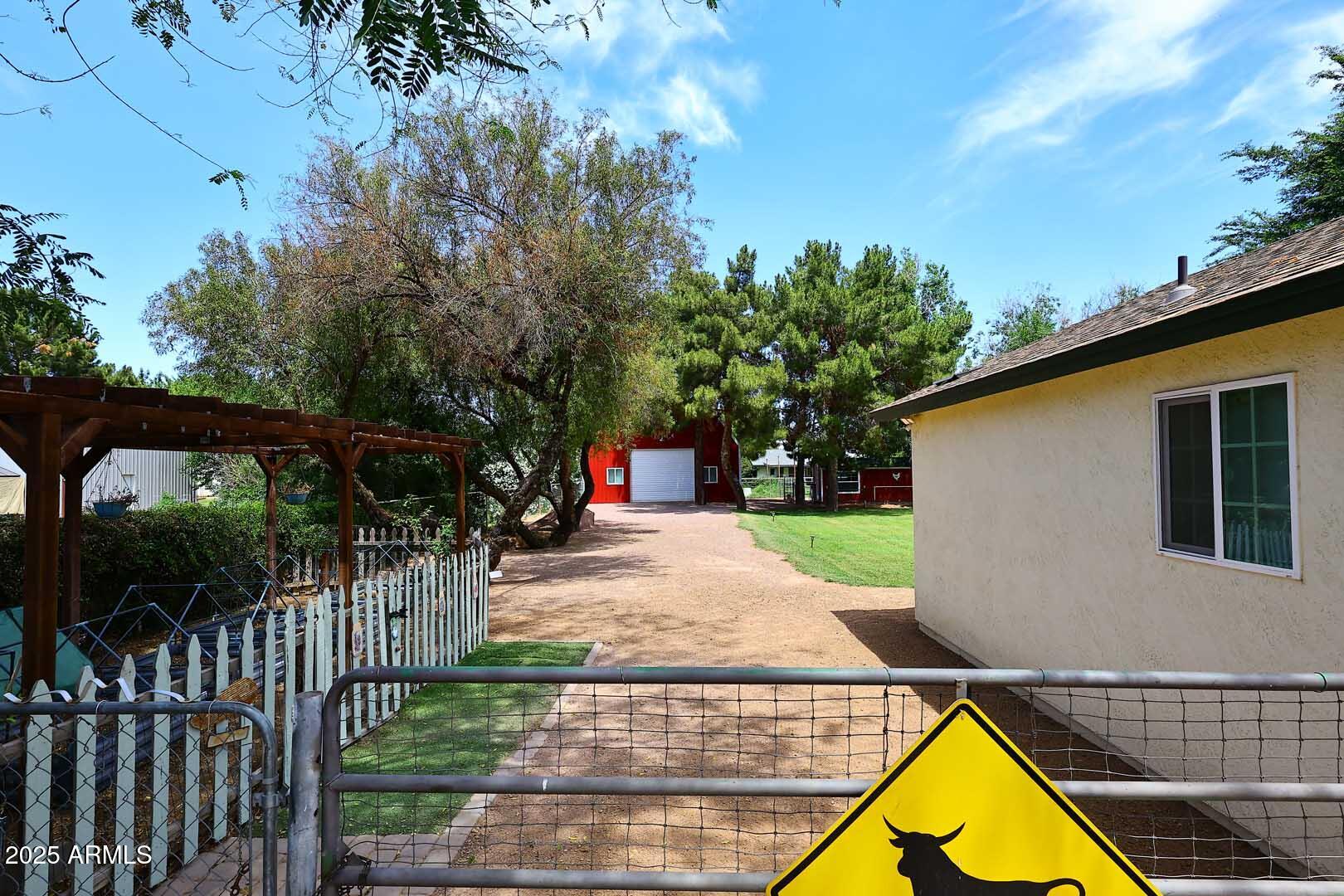 17730 East Brooks Farm Road Gilbert, AZ 85298 - Photo 37 of 83 Access to Rear Yard