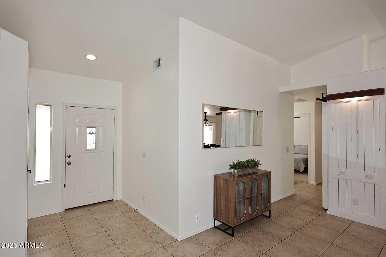 17730 East Brooks Farm Road Gilbert, AZ 85298 - Photo 5 of 83 Foyer