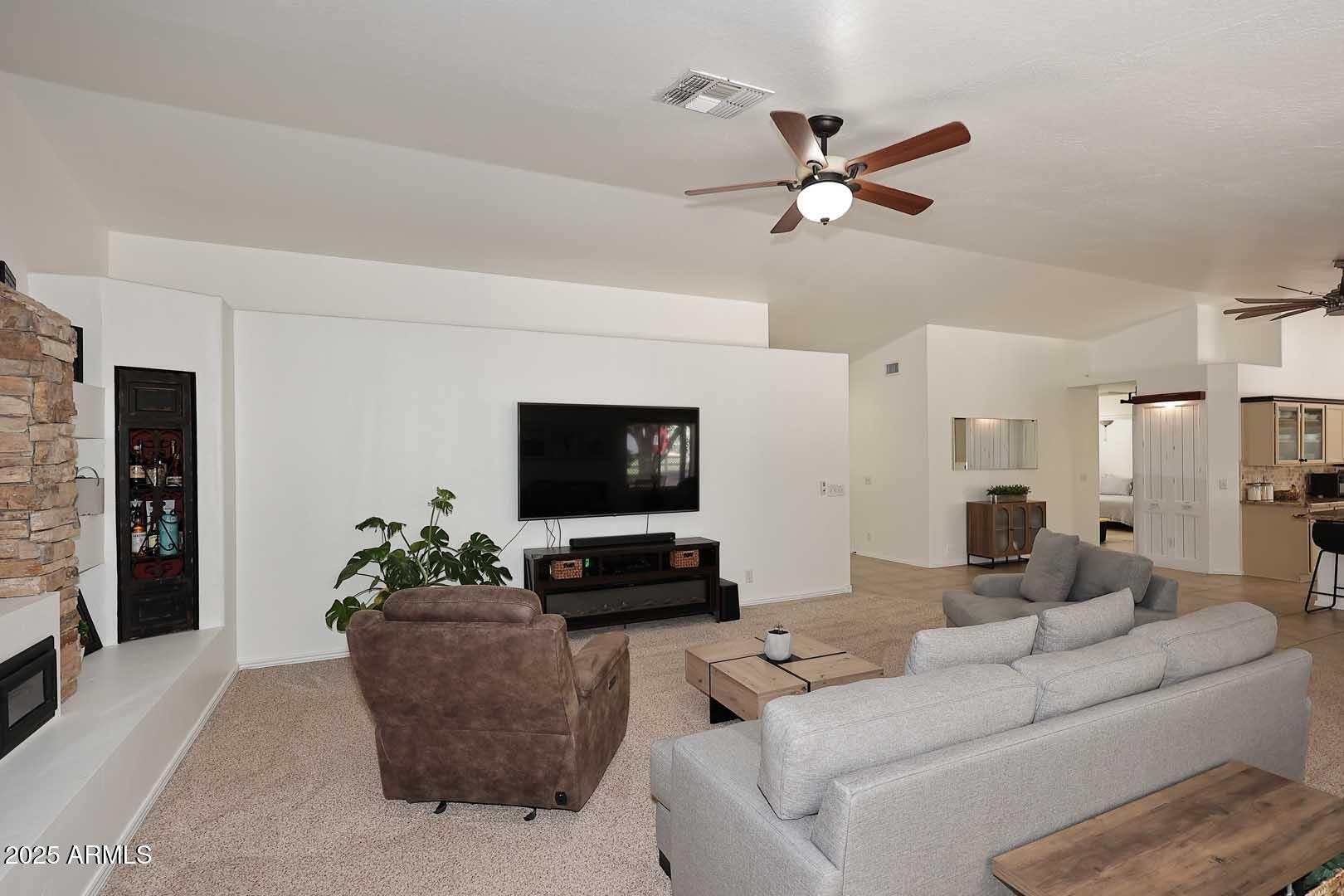 17730 East Brooks Farm Road Gilbert, AZ 85298 - Photo 8 of 83 Great Room