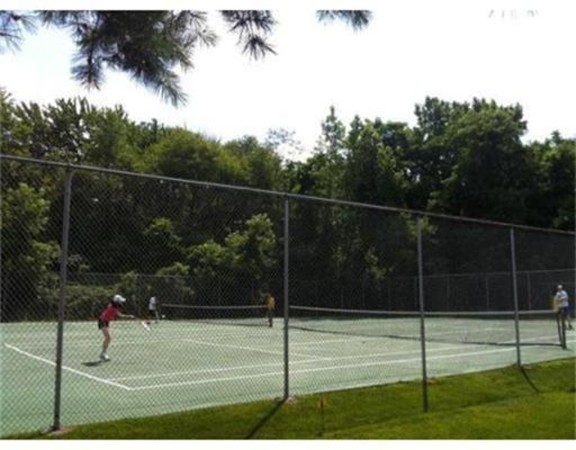 76 Bryon Road, Unit 5 Chestnut Hill, MA 02467 - Photo 8 of 10 a view of a tennis court