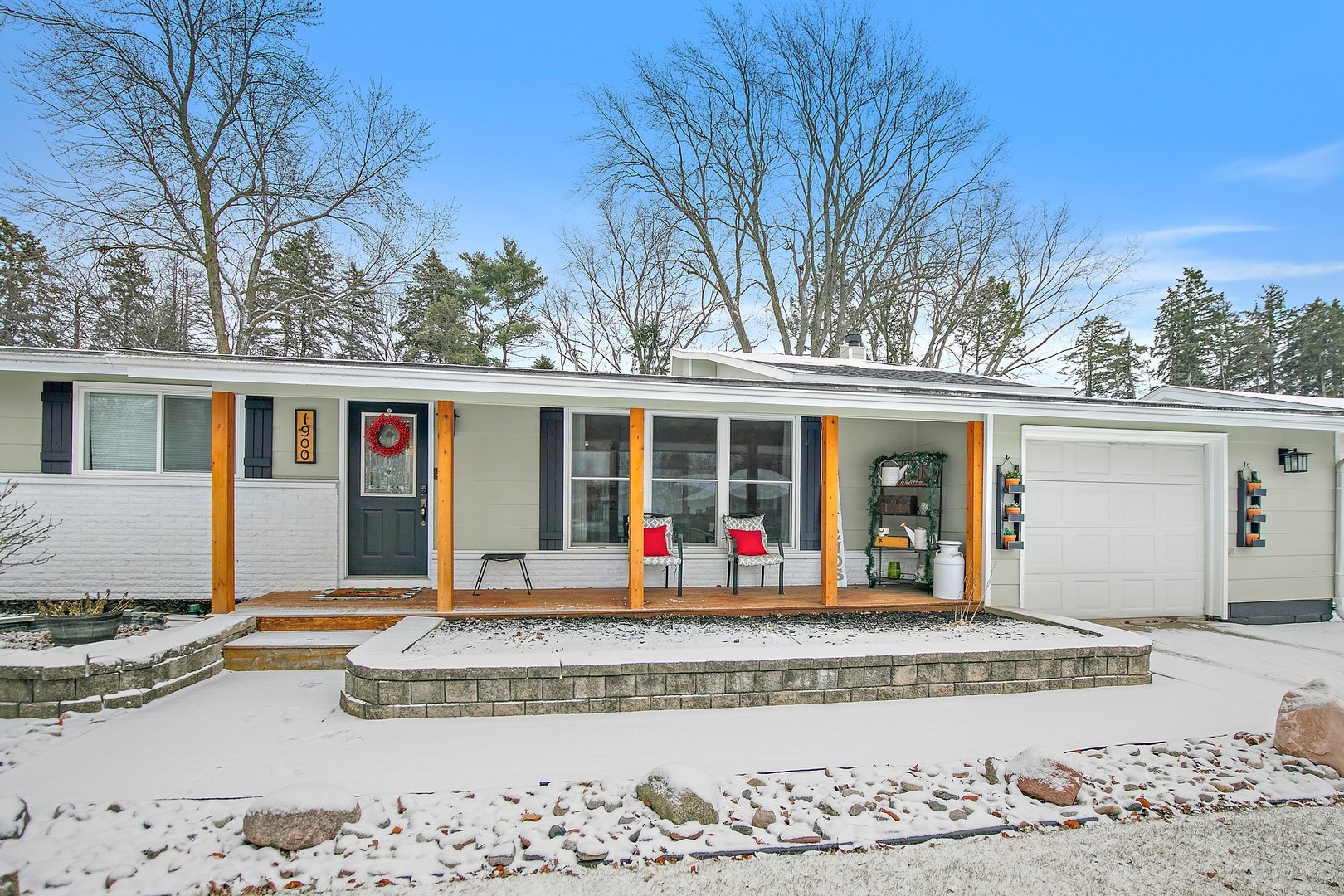 1900 Perry Court Sycamore, IL 60178 - Photo 2 of 43 Gallery Image 2