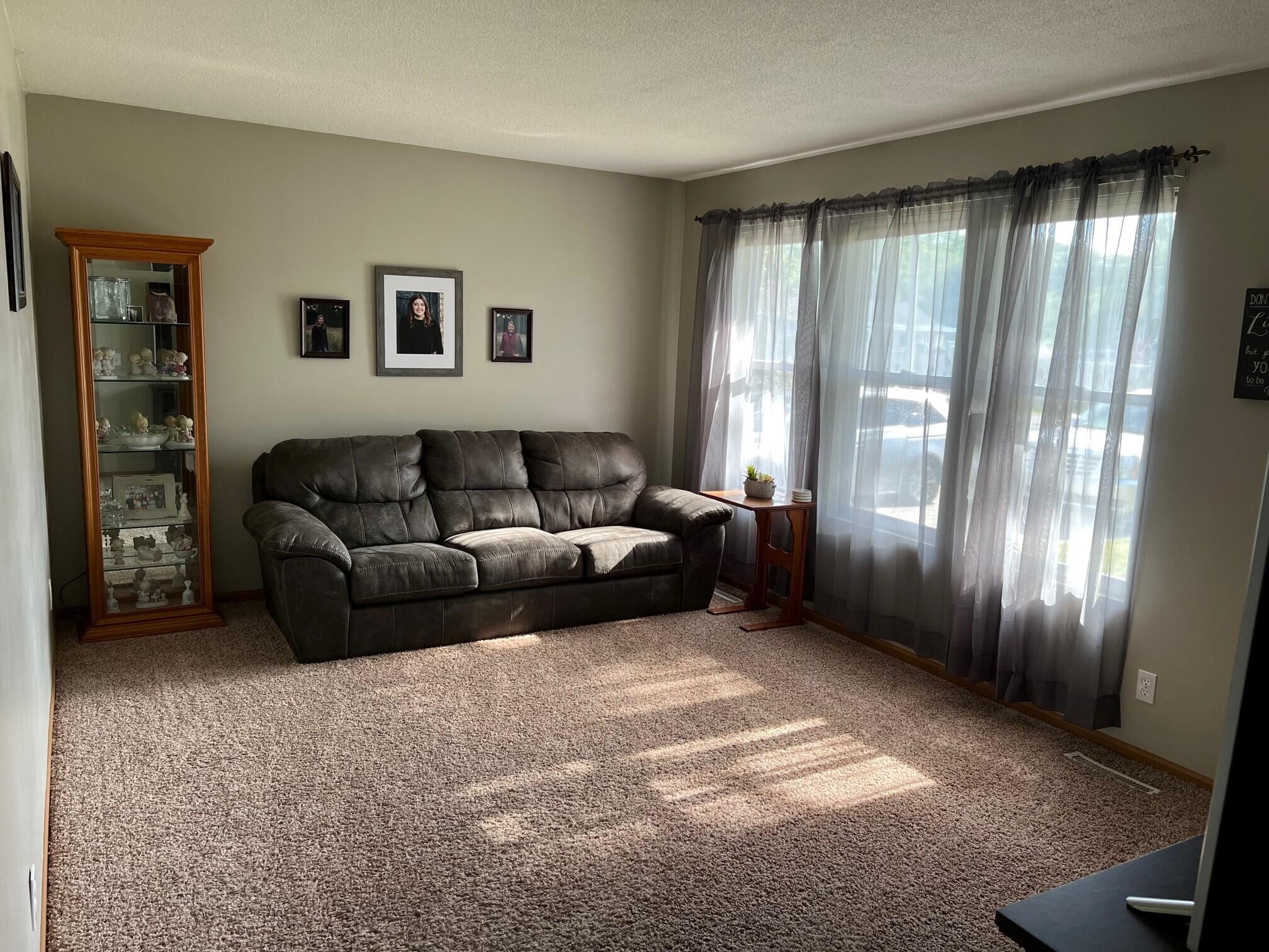 1628 Riblet Street Muskegon, MI 49445 - Photo 5 of 16 14