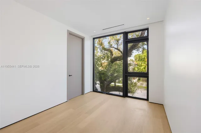 $2,800,000 | 3144 Elizabeth Street, Coconut Grove, FL 33133