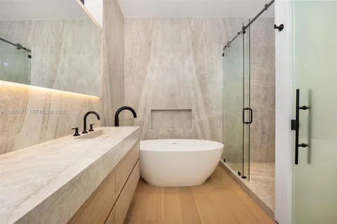 $2,800,000 | 3144 Elizabeth Street, Coconut Grove, FL 33133