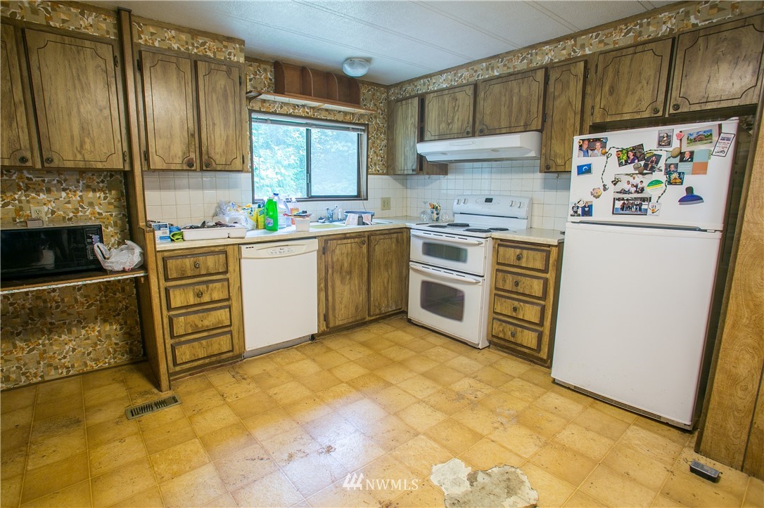 7656 Zell Road Custer, WA 98240 - Photo 2 of 25
