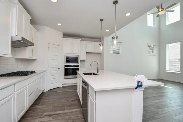 $3,450 | 7711 Pale Petunia Trail, Katy, TX 77493