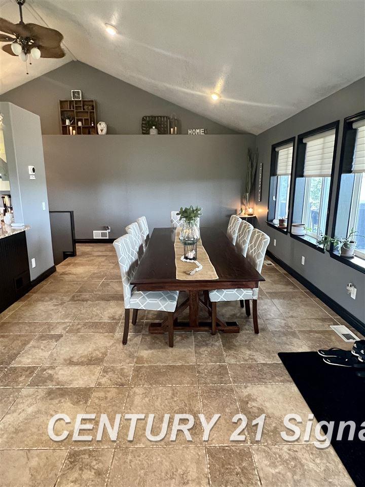 1136 South Carter Road Midland, MI 48642 - Photo 8 of 28
