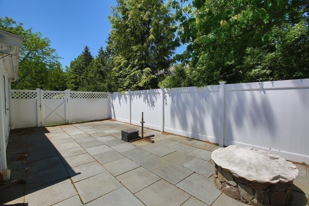 5 Charles Everett Way Hingham, MA 02043 - Photo 25 of 27