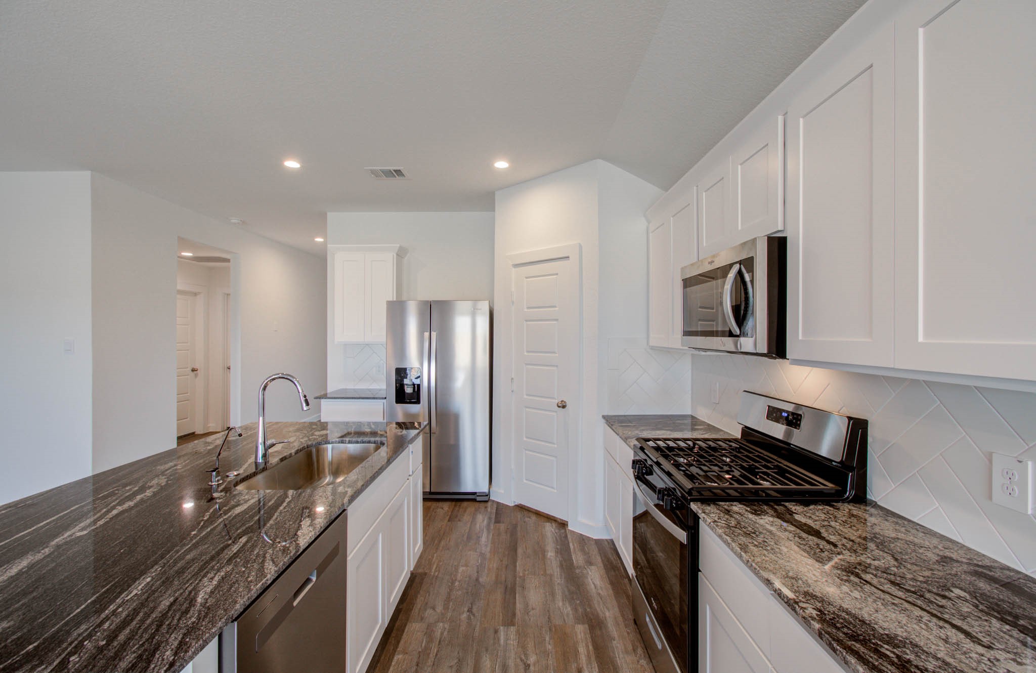 8922 Colicroot Drive Rosharon, TX 77583 - Photo 16 of 31