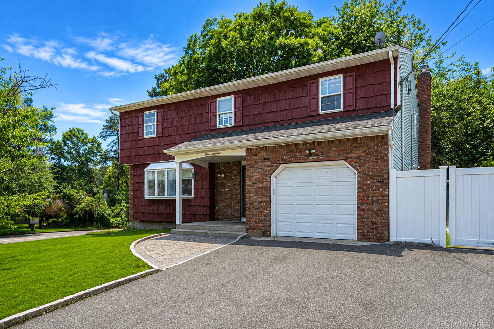 300 Browns Road Nesconset, NY 11767 - Photo 2 of 29