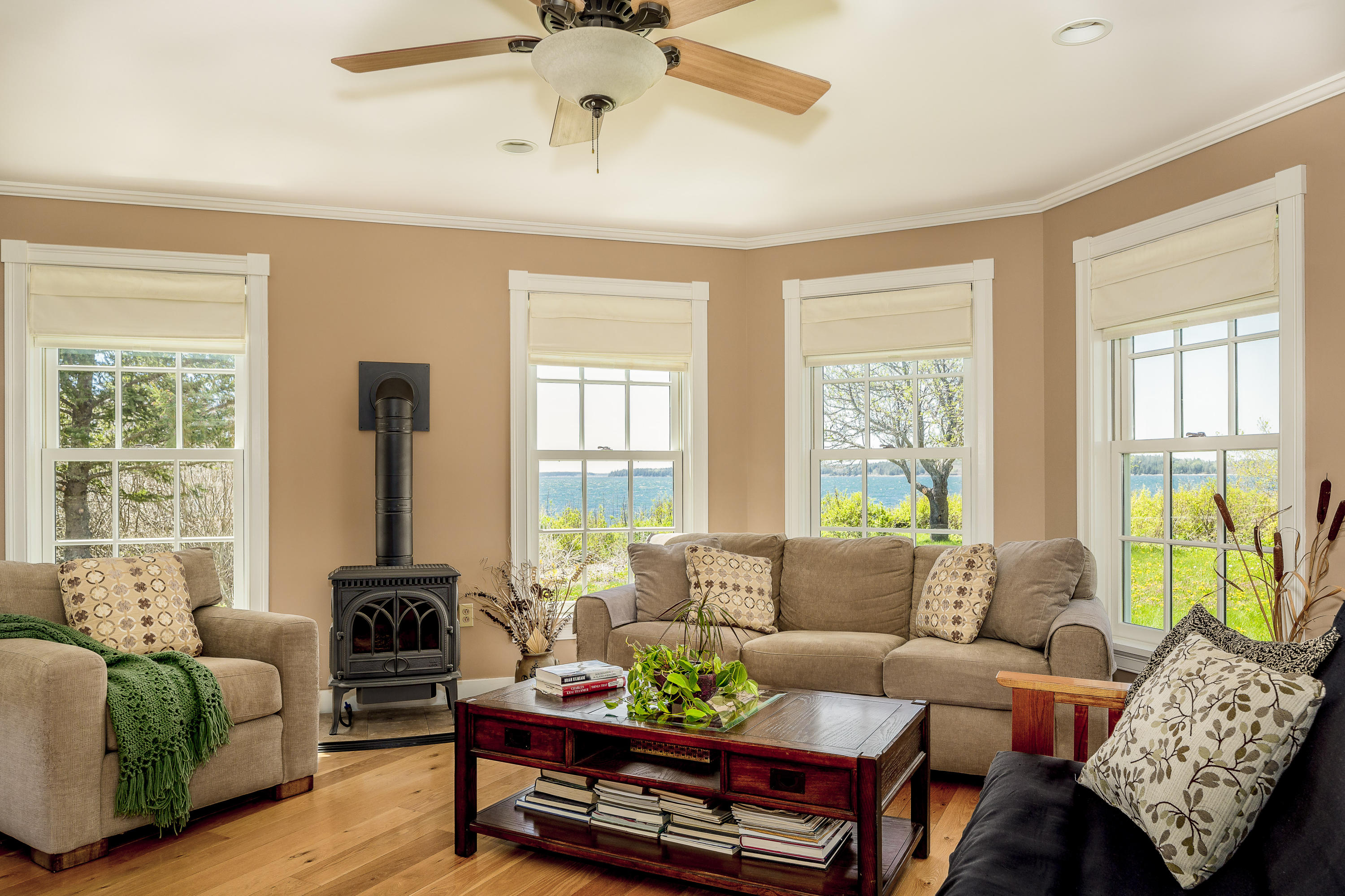 13 Crazy Point Road Tenants Harbor, ME 04860 - Photo 21 of 47 21