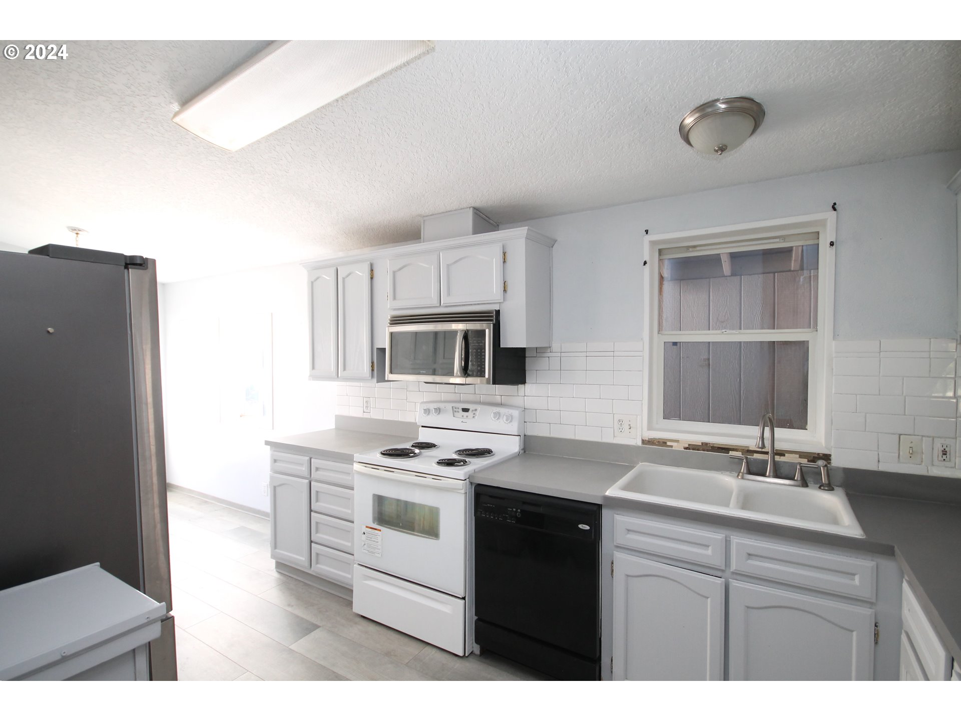 1500 South Sandoz Road, Unit 13 Newberg, OR 97132 - Photo 12 of 35 Gallery Image 12