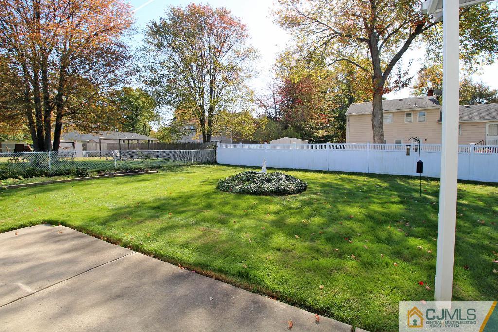 865 Inman Avenue Edison, NJ 08820 - Photo 23 of 25 Gallery Image 23