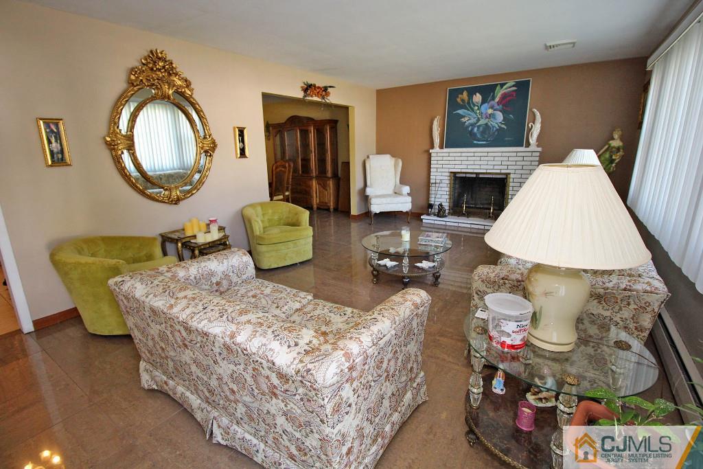 865 Inman Avenue Edison, NJ 08820 - Photo 8 of 25 Gallery Image 8