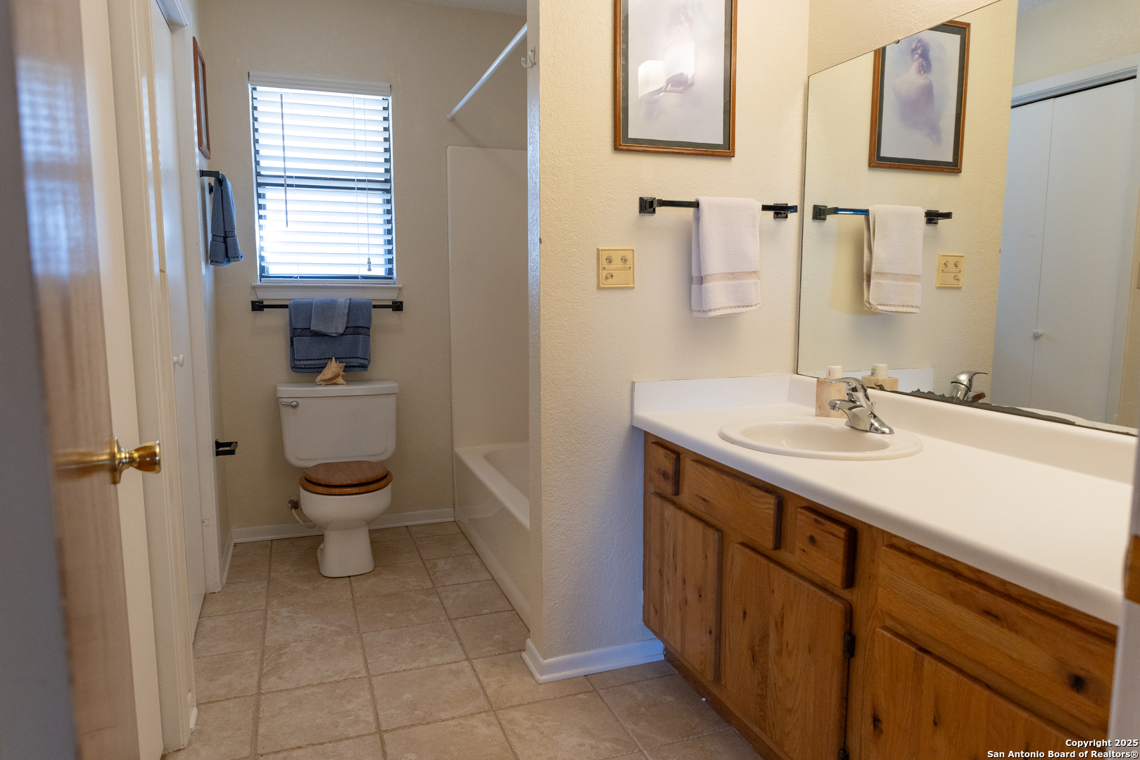 1318 Kc 3151 Junction, TX 76849 - Photo 11 of 25 a spacious bathroom with a sink toilet and shower