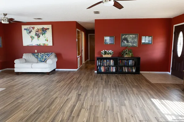 $375,000 | 1318 Kc 3151, Junction, TX 76849