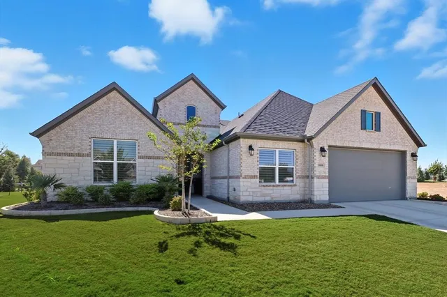 $699,900 | 10008 Baywood Court, Denton, TX 76207
