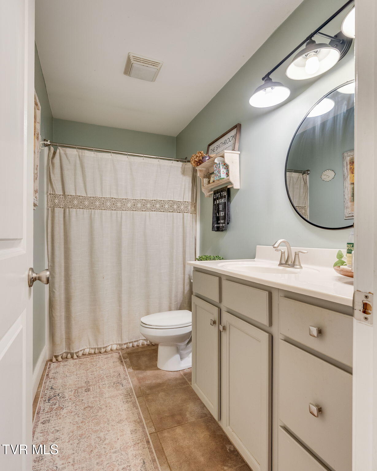 316 Montezuma Road Kingsport, TN 37664 - Photo 20 of 31 017
