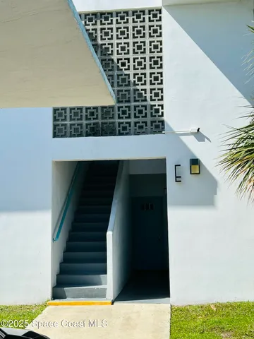 $1,300 | 8401 North Atlantic Avenue, Unit E4, Cape Canaveral, FL 32920