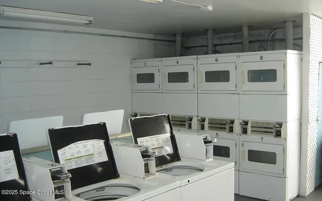 $1,300 | 8401 North Atlantic Avenue, Unit E4, Cape Canaveral, FL 32920