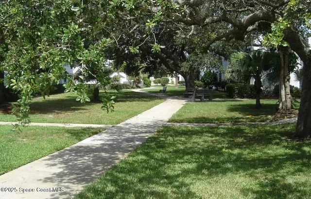 $1,300 | 8401 North Atlantic Avenue, Unit E4, Cape Canaveral, FL 32920