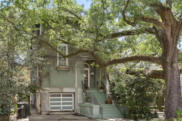 $1,750 | 6.5 Neron Place, New Orleans, LA 70118