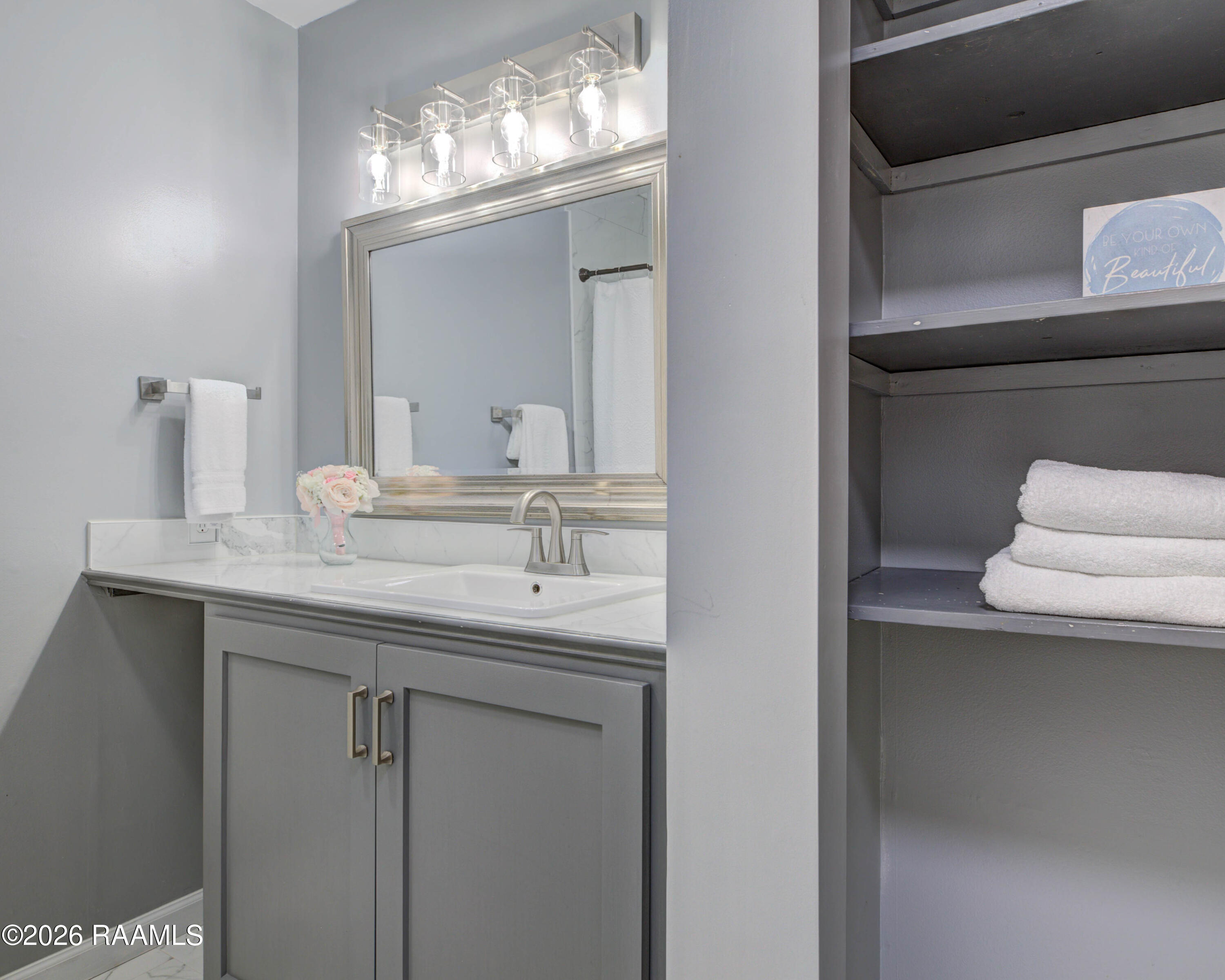 708 Kyle Landry Road New Iberia, LA 70563 - Photo 23 of 30 Upstairs Bathroom