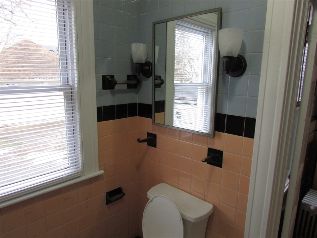 78 Prospect Street Springfield, MA 01107 - Photo 13 of 42 Gallery Image 13