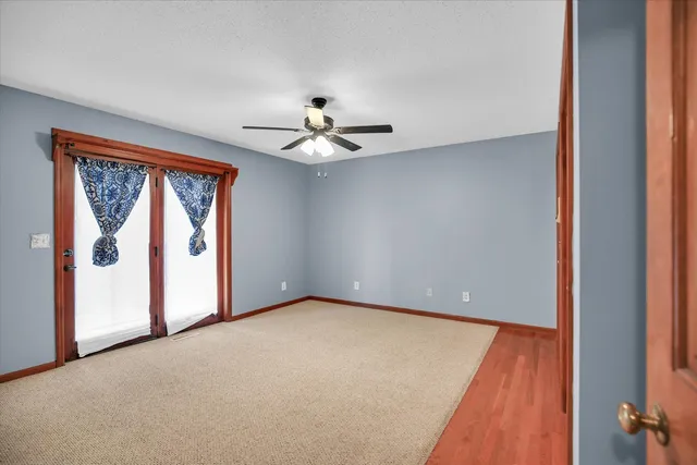 $299,900 | 10 Dunlap Woods, Sidney, IL 61877