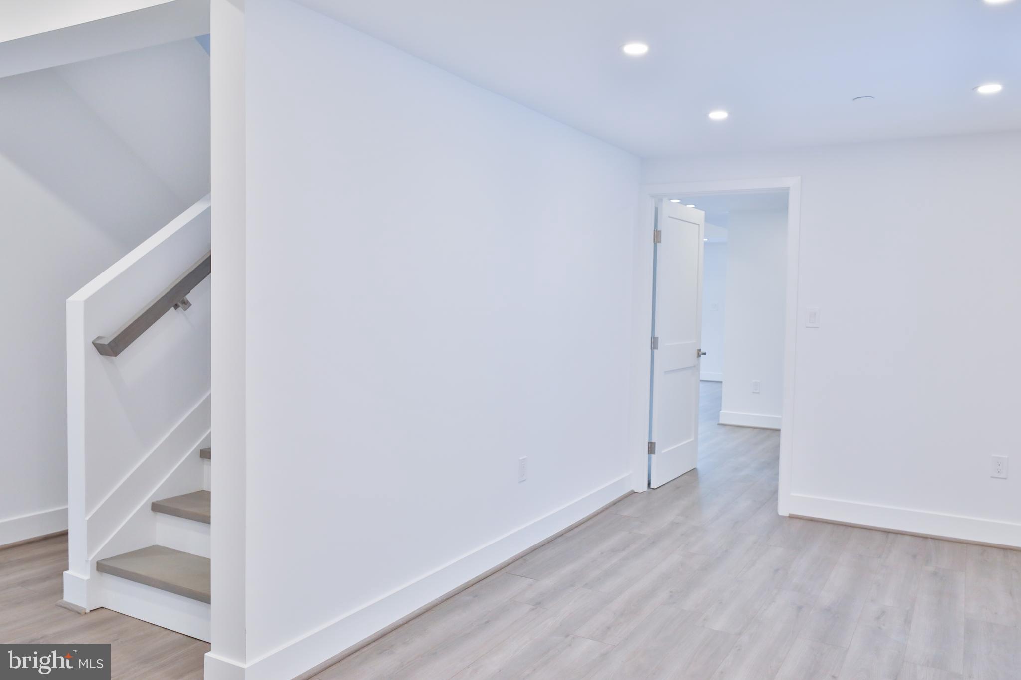 5915 Greentree Road Bethesda, MD 20817 - Photo 52 of 70