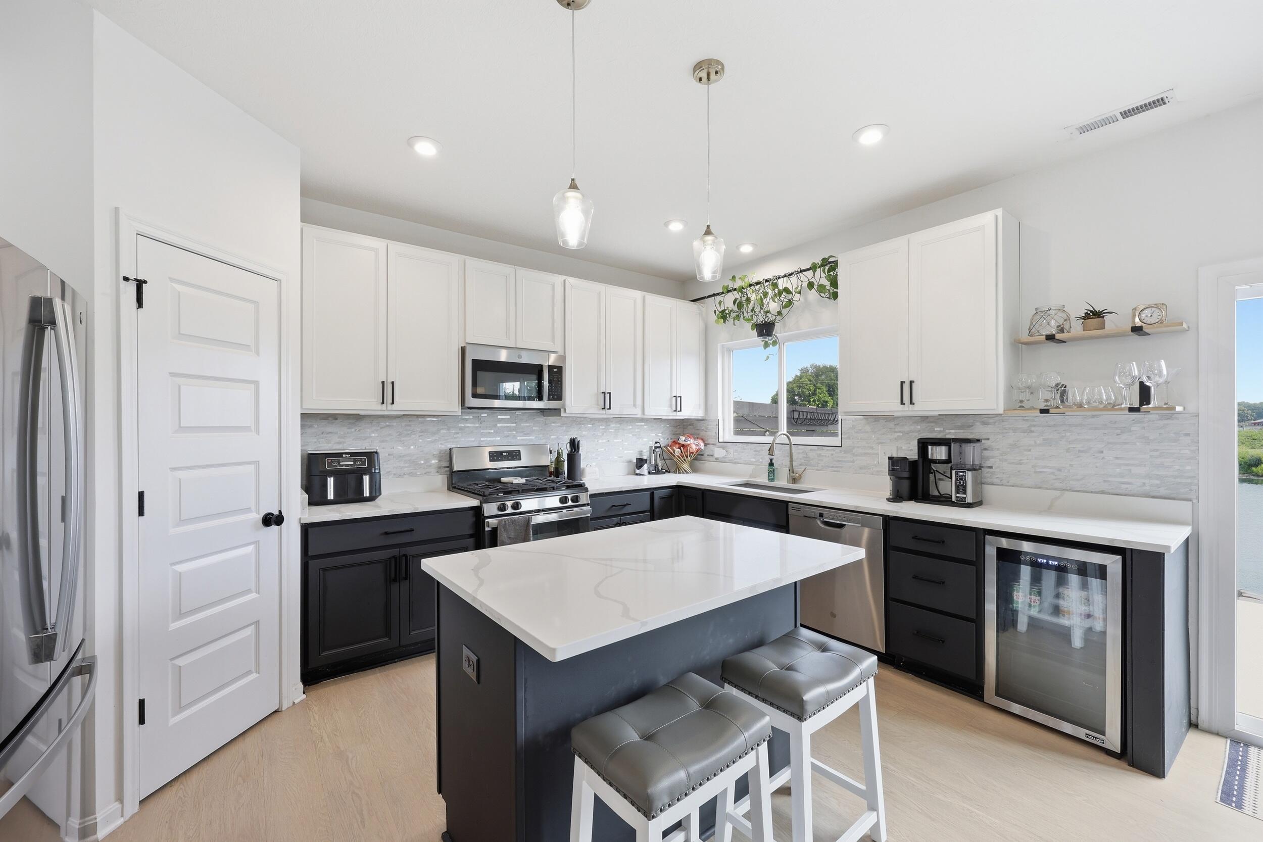 4872 Amber Crossing Road Columbus, OH 43232 - Photo 10 of 49 10_0a7a4354