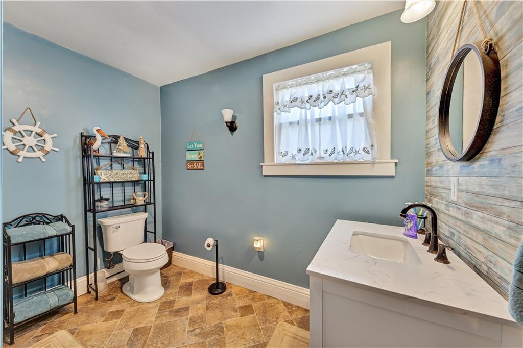 387 Vermont Avenue Rochester, PA 15074 - Photo 14 of 25 Gallery Image 14