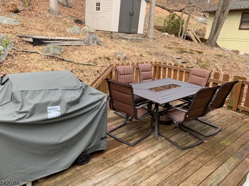 112 Seneca Lake Road Sparta, NJ 07871 - Photo 6 of 7