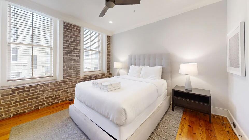288 King Street, Unit 201 Charleston, SC 29401 - Photo 6 of 14 201 Bedroom 1