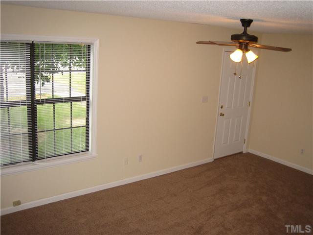 8101 Farmlea Circle Raleigh, NC 27616 - Photo 5 of 5 Photo 5